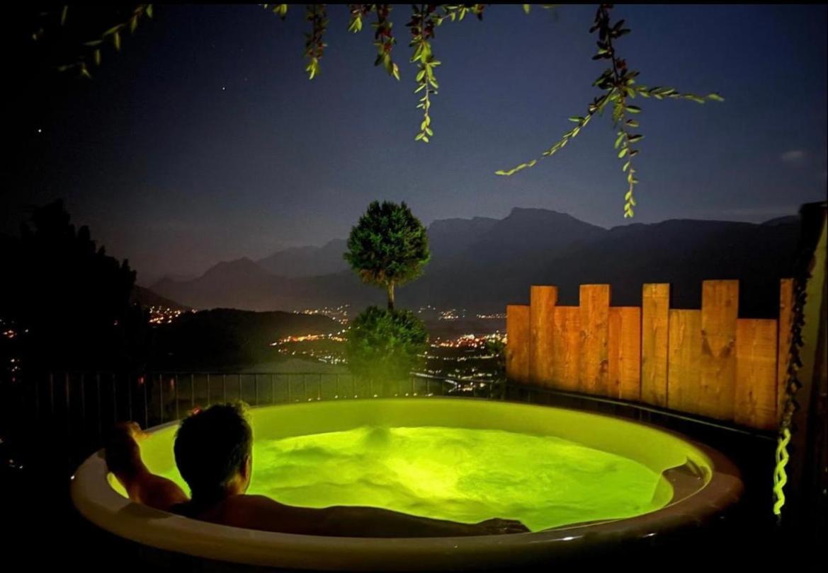 Alpinlake Lodge & Wellness Bosentino Luaran gambar